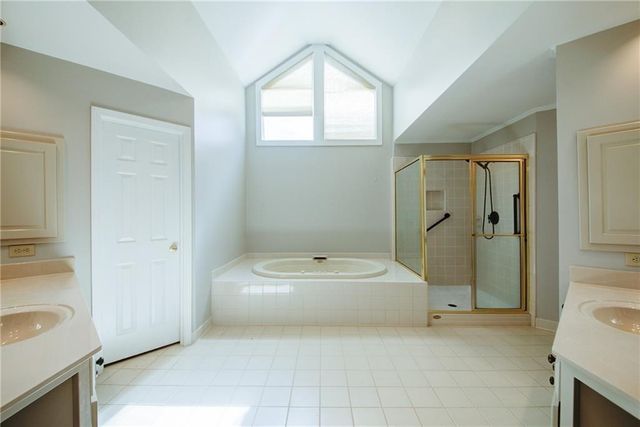 2020 Ridge Gate Drive, Cumming, GA 30041