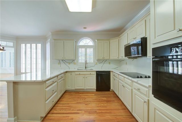 2020 Ridge Gate Drive, Cumming, GA 30041