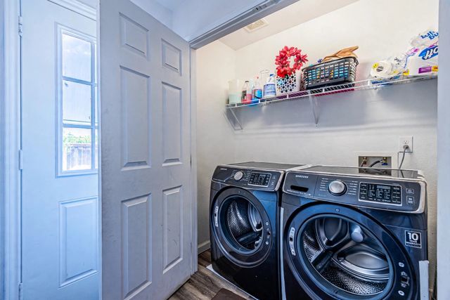 1109 E Avenue, Plano, TX 75074