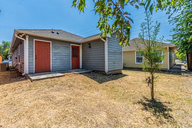 1109 E Avenue, Plano, TX 75074