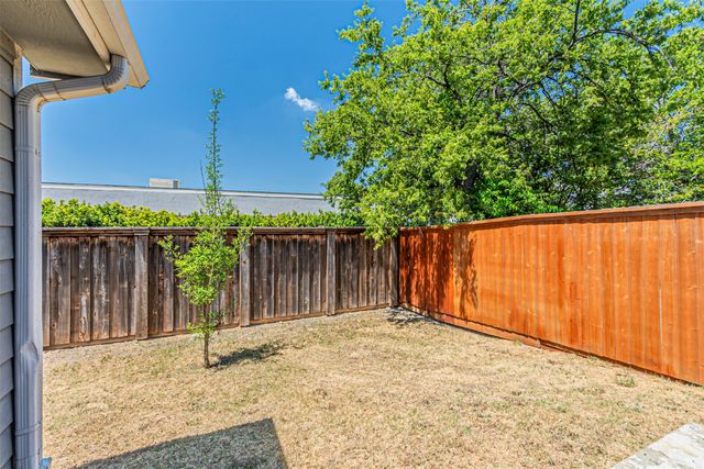 1109 E Avenue, Plano, TX 75074