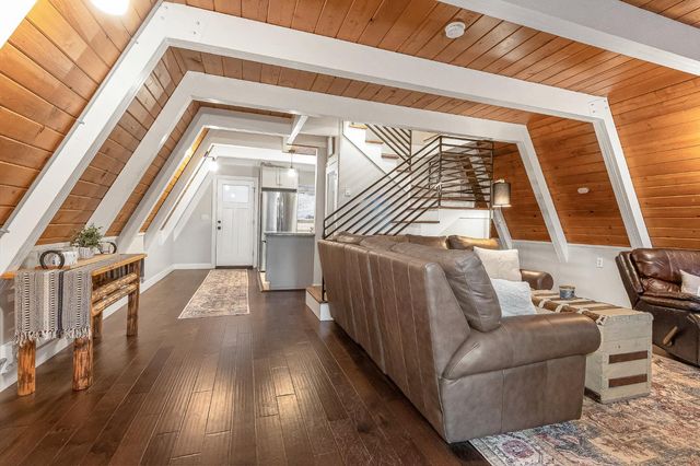 4928 Pony Express Trl, Camino, CA 95709