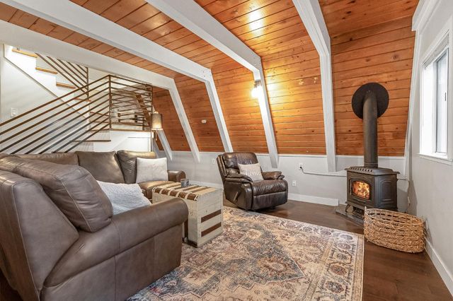 4928 Pony Express Trl, Camino, CA 95709