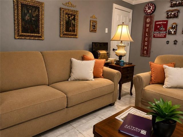 107 E Clinton Drive E, Rome, GA 30165