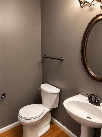 107 E Clinton Drive E, Rome, GA 30165