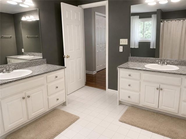 107 E Clinton Drive E, Rome, GA 30165