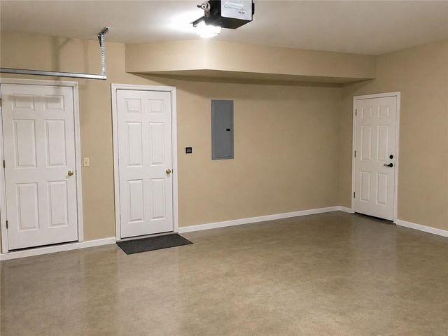 107 E Clinton Drive E, Rome, GA 30165