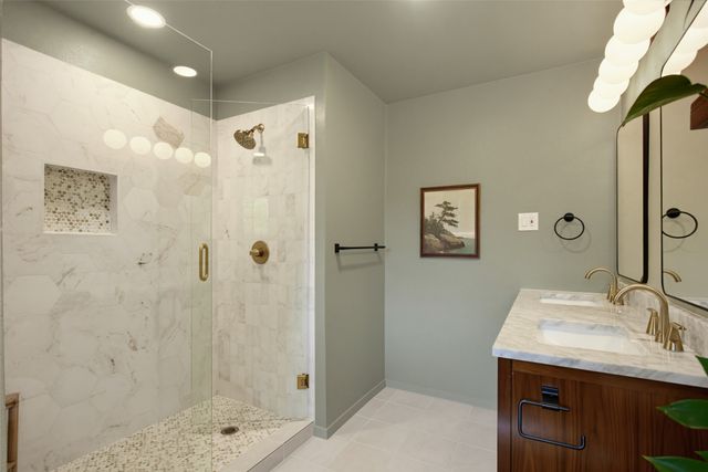 1208 Amherst Drive, Denton, TX 76201
