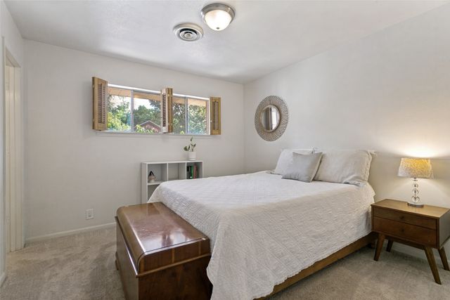 1208 Amherst Drive, Denton, TX 76201