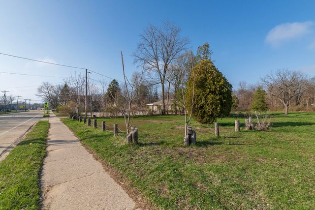 757 Phillips Street, South Haven, MI 49090