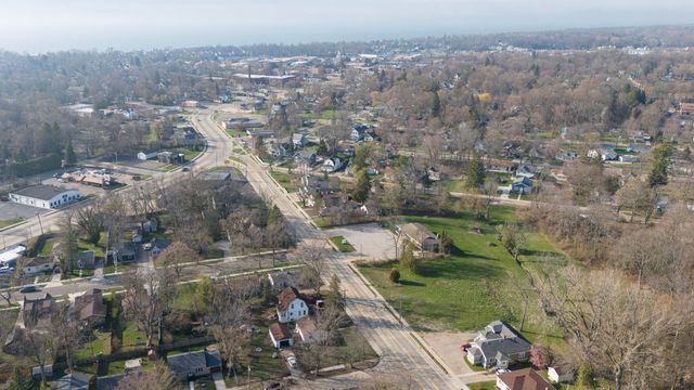 757 Phillips Street, South Haven, MI 49090