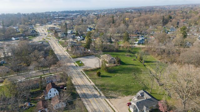 757 Phillips Street, South Haven, MI 49090