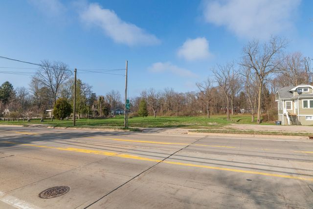 757 Phillips Street, South Haven, MI 49090