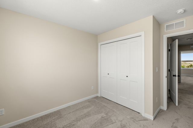 923 Percheron Lane, Norwalk, IA 50211