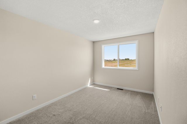 923 Percheron Lane, Norwalk, IA 50211