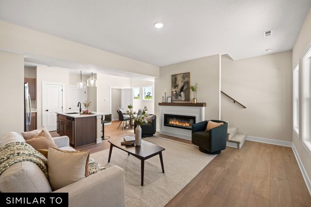 923 Percheron Lane, Norwalk, IA 50211