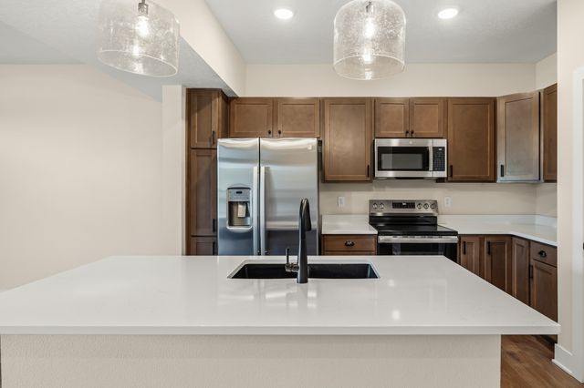 923 Percheron Lane, Norwalk, IA 50211