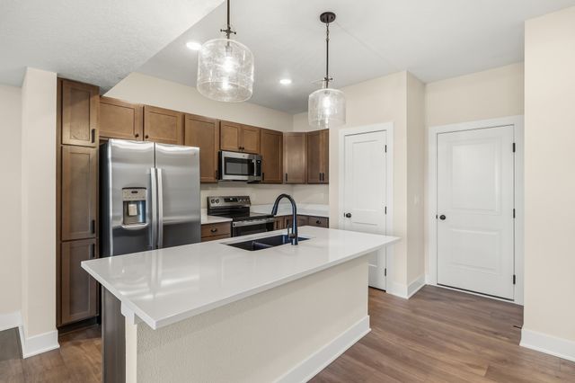 923 Percheron Lane, Norwalk, IA 50211