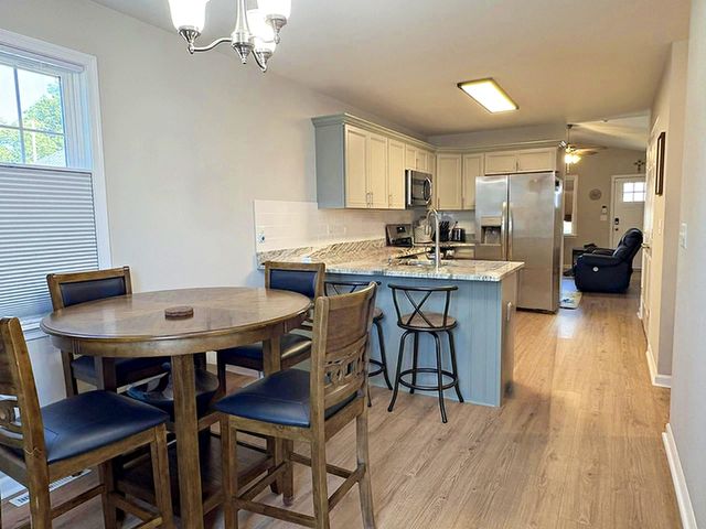 601 N BAYARD AVE, Waynesboro, VA 22980