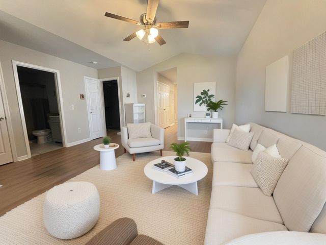 601 N BAYARD AVE, Waynesboro, VA 22980