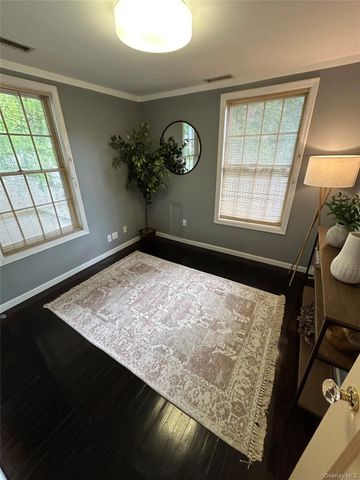 915 Palmer Road, Bronxville, NY 10708