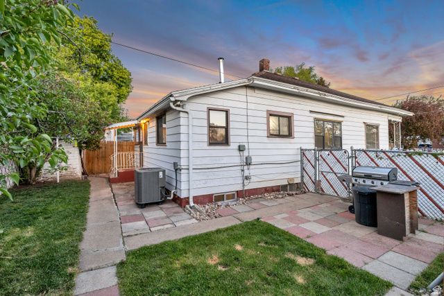 422 E 16TH ST, Ogden, UT 84404