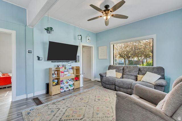 422 E 16TH ST, Ogden, UT 84404