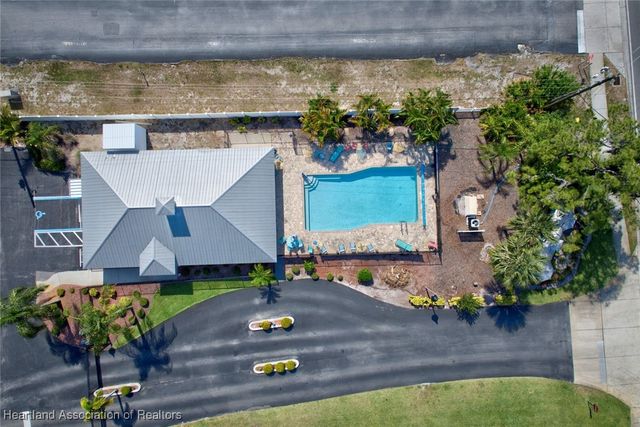 1933 Pine Key Boulevard, Sebring, FL 33870