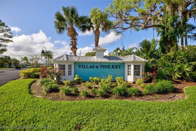 1933 Pine Key Boulevard, Sebring, FL 33870