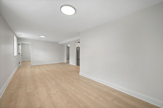 1340 W Hollywood Avenue G, Chicago, IL 60660