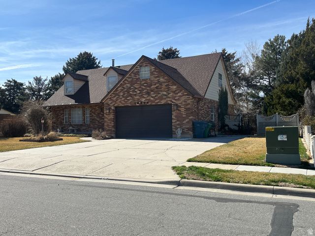 10866 S SAVANNAH DR DR, Sandy, UT 84094