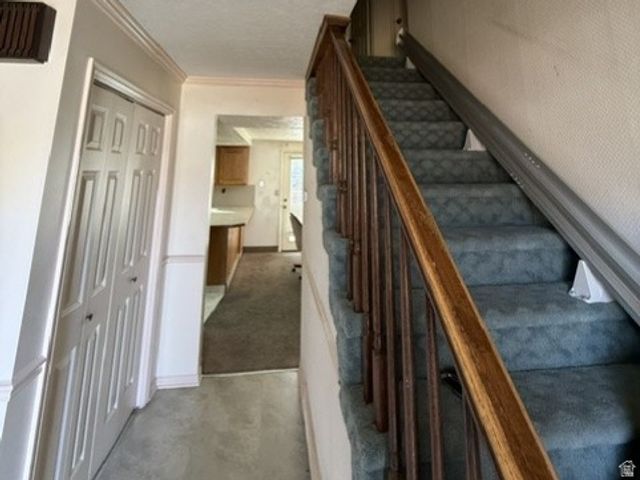 10866 S SAVANNAH DR DR, Sandy, UT 84094