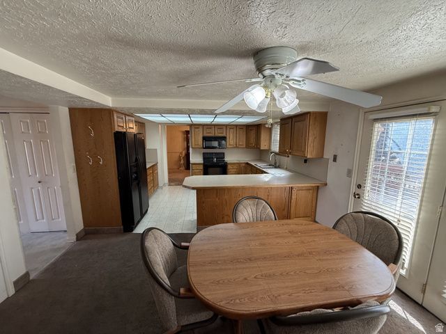 10866 S SAVANNAH DR DR, Sandy, UT 84094