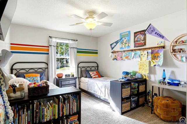 4037 NW Fielding TER, Topeka, KS 66618