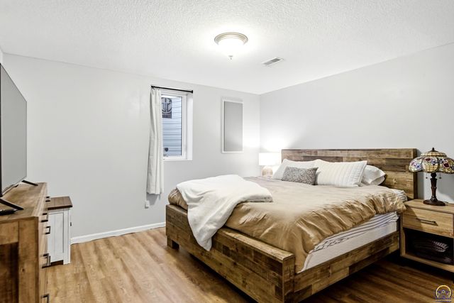 4037 NW Fielding TER, Topeka, KS 66618