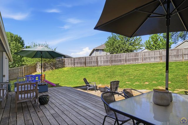 4037 NW Fielding TER, Topeka, KS 66618