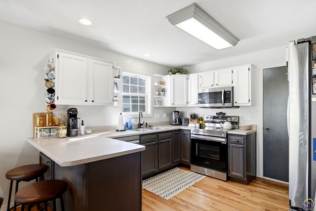 4037 NW Fielding TER, Topeka, KS 66618