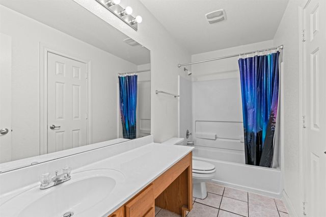 804 Yosemite TRL, Taylor, TX 76574