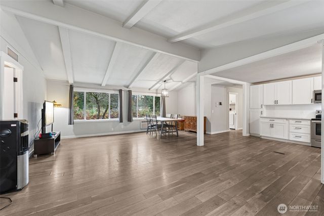 19907 68th Avenue E, Spanaway, WA 98387