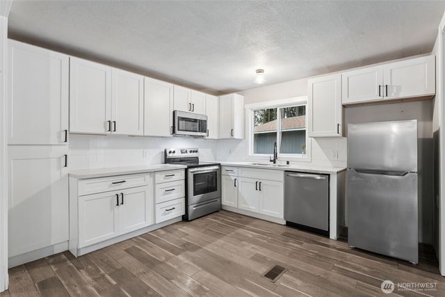 19907 68th Avenue E, Spanaway, WA 98387