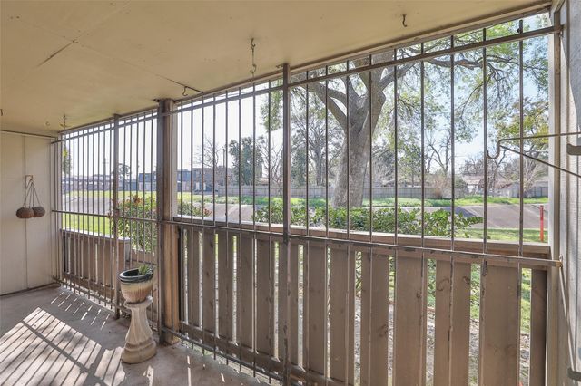 5005 Georgi Lane 84, Houston, TX 77092