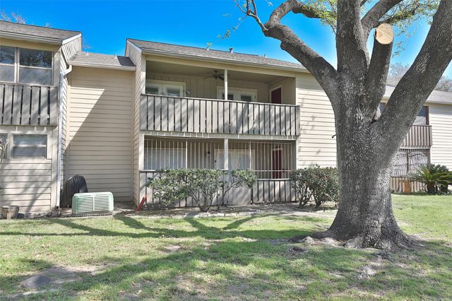 5005 Georgi Lane 84, Houston, TX 77092