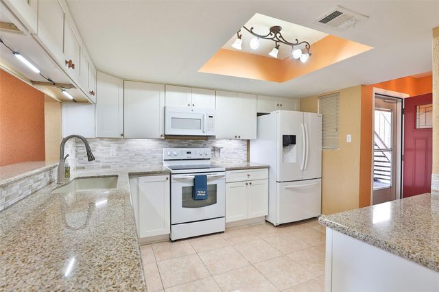 5005 Georgi Lane 84, Houston, TX 77092