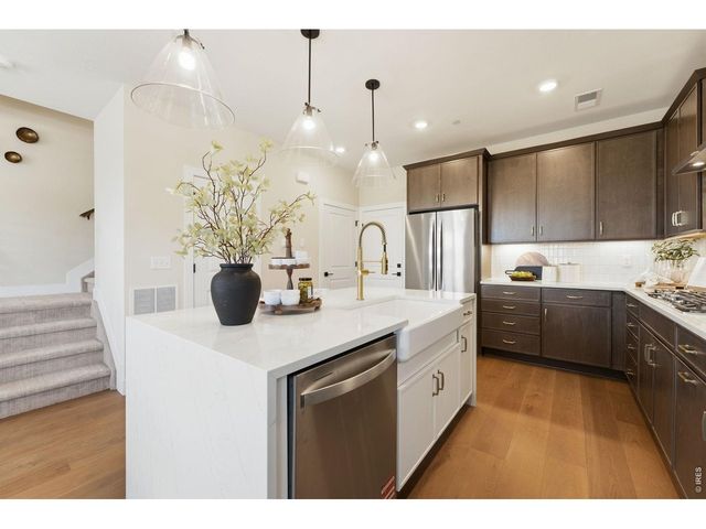 996 Nettle Ln, Fort Collins, CO 80524