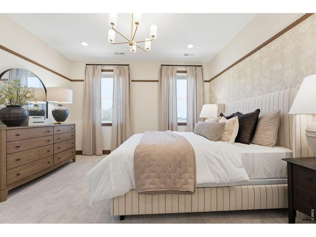 996 Nettle Ln, Fort Collins, CO 80524