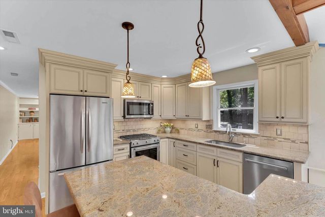 203 S ESTHER LN, Yardley, PA 19067