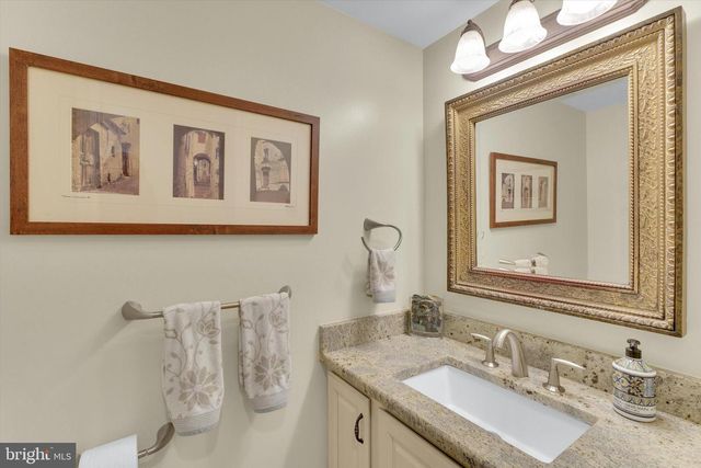 203 S ESTHER LN, Yardley, PA 19067