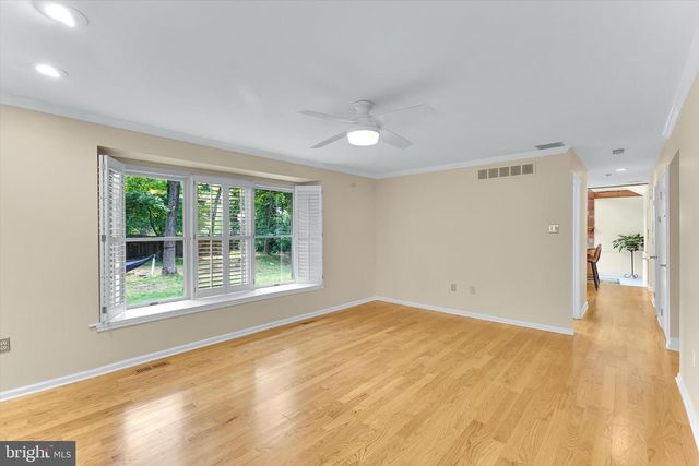 203 S ESTHER LN, Yardley, PA 19067
