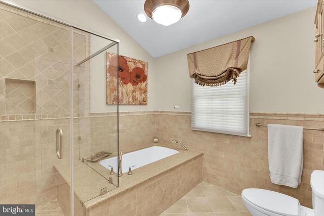 203 S ESTHER LN, Yardley, PA 19067