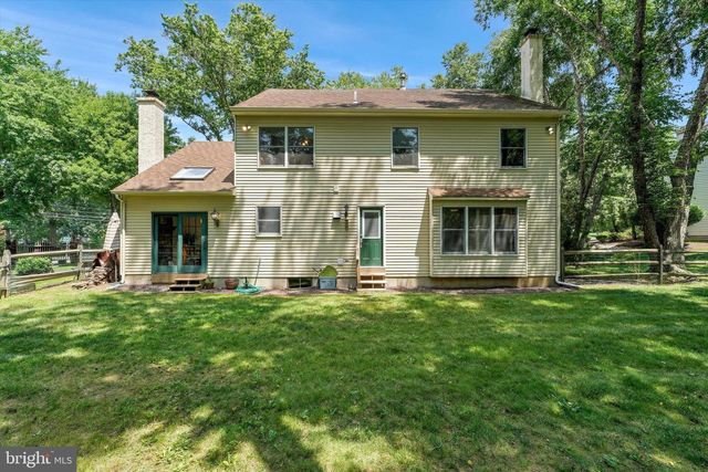 203 S ESTHER LN, Yardley, PA 19067